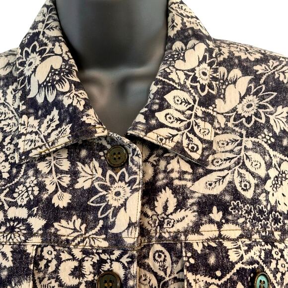 Rebecca Malone Floral Denim Blue & White Button Woman’s Blouse Shirt L Excellent - Picture 3 of 11